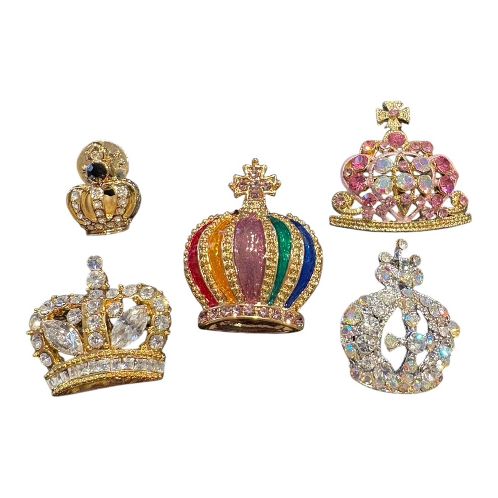 Rhinestone Crown Brooch Lot – 5 Collectible Royal Pins J10